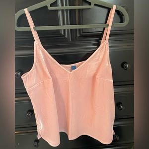NWT Old Navy Pink (velvet like) tank top. Women’s Large.